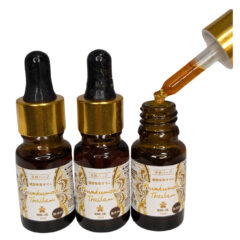 濃密美容オイル　クンクマディタイラ